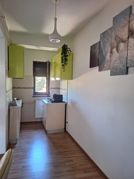 Crangasi, apartament 2 camere, 46 mp, etaj 2/4, centrala,