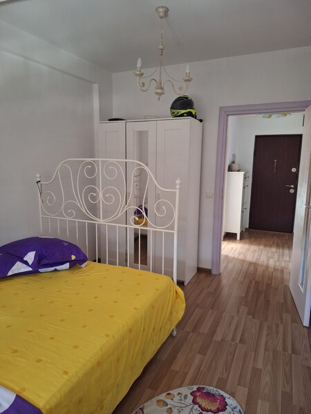 Crangasi, apartament 2 camere, 46 mp, etaj 2/4, centrala,