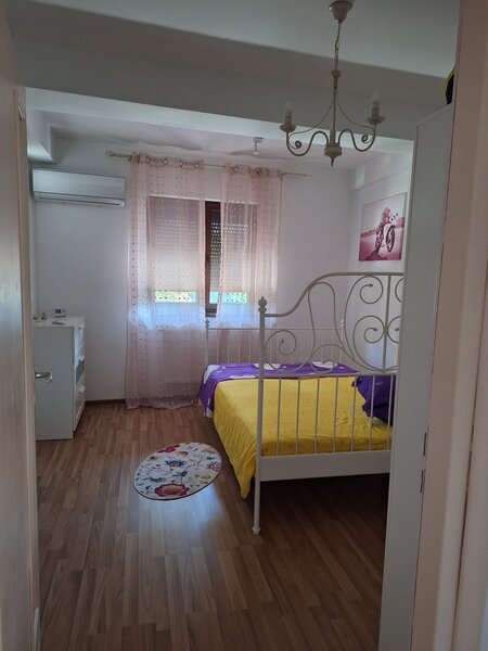 Crangasi, apartament 2 camere, 46 mp, etaj 2/4, centrala,
