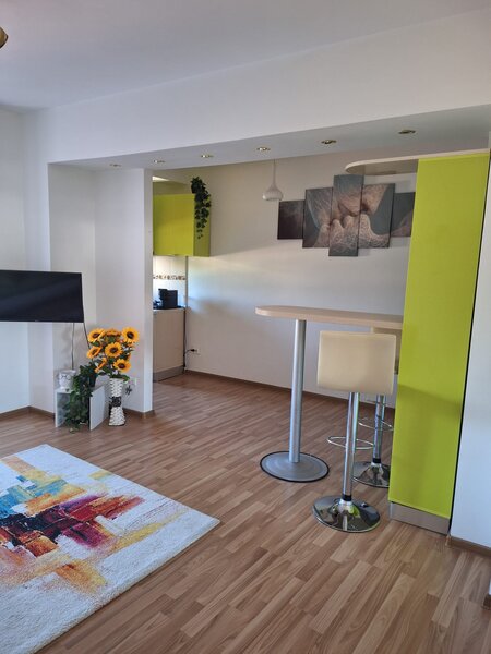 Crangasi, apartament 2 camere, 46 mp, etaj 2/4, centrala,